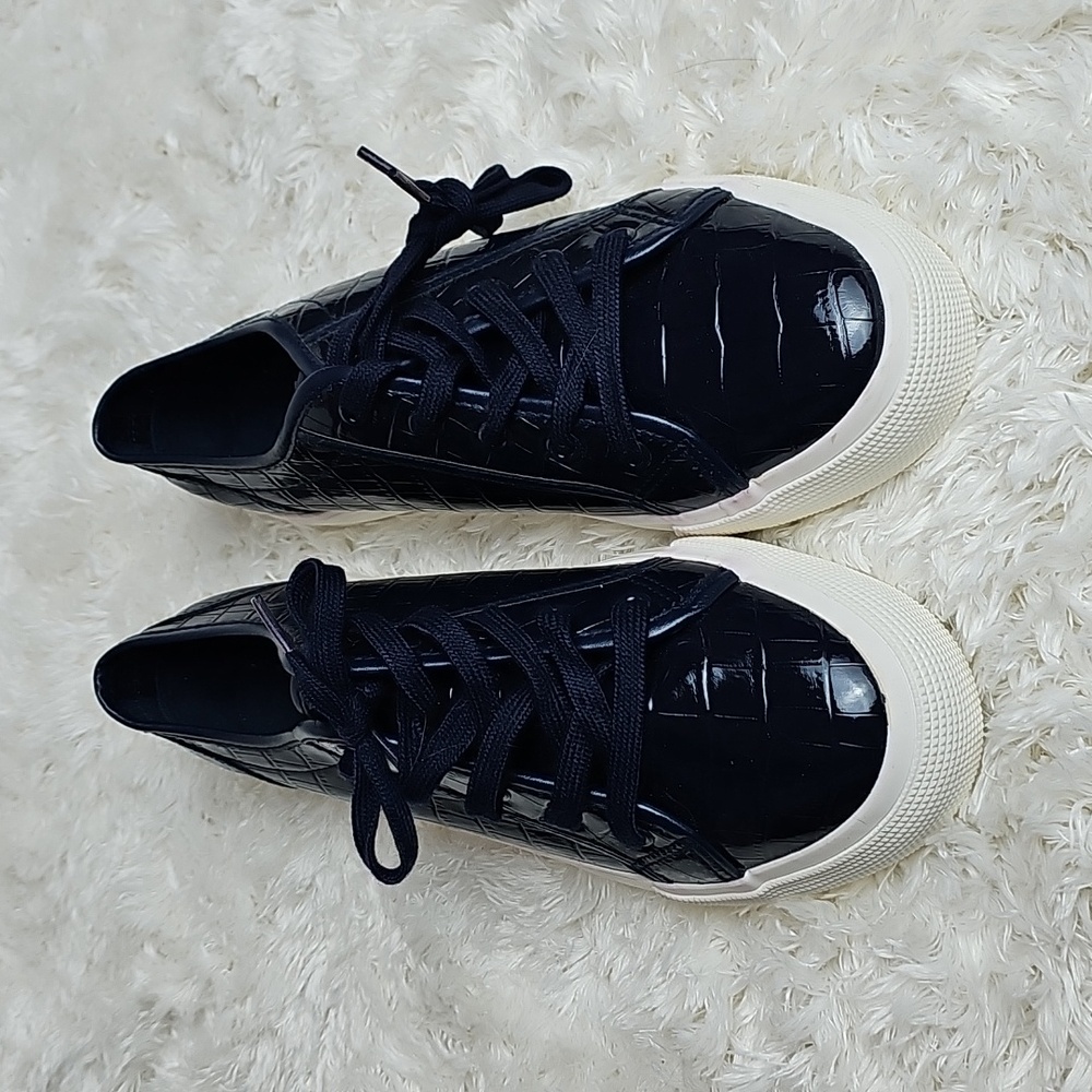 Justfab First-timer Platform Sneaker - Picture 3 of 8